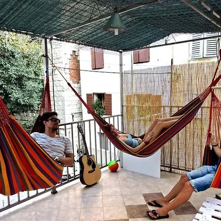 Wonderful World Split