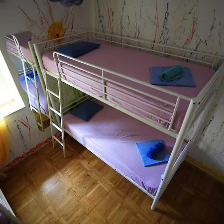 Wonderful World Hostal Split