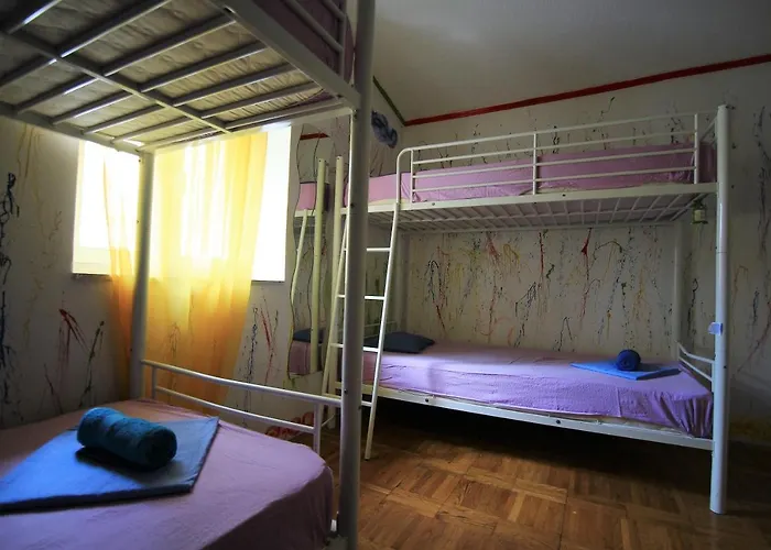 Hostel Wonderful World *